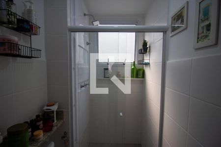 Apartamento à venda com 45m², 2 quartos e 1 vaga Apartamento à venda com 45m², 2 quartos e 1 vagaBanheiro