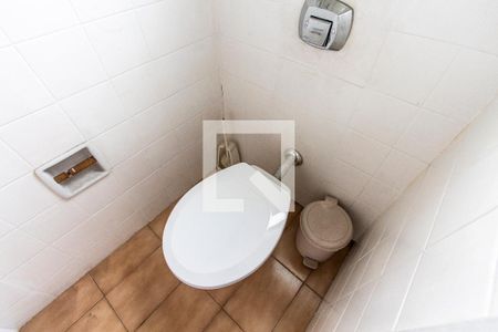 Apartamento à venda com 70m², 2 quartos e 1 vagaBanheiro de Serviço