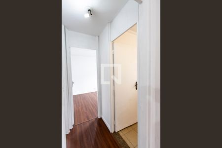 Apartamento à venda com 70m², 2 quartos e 1 vagaCorredor