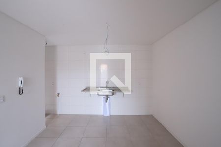 Sala/Cozinha de apartamento à venda com 2 quartos, 41m² em Vila Bertioga, São Paulo