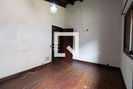 Casa para alugar com 400m², 6 quartos e 3 vagas Casa para alugar com 400m², 6 quartos e 3 vagasQuarto