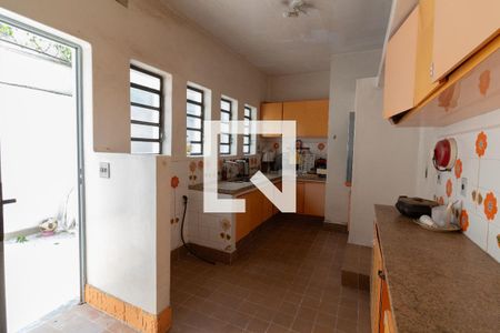 Casa para alugar com 400m², 6 quartos e 3 vagas Casa para alugar com 400m², 6 quartos e 3 vagasCozinha