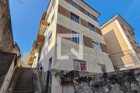 Apartamento à venda com 72m², 2 quartos e sem vaga Apartamento à venda com 72m², 2 quartos e sem vagaFachada