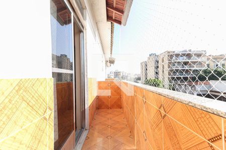 Apartamento à venda com 72m², 2 quartos e sem vaga Apartamento à venda com 72m², 2 quartos e sem vagaVaranda da Sala