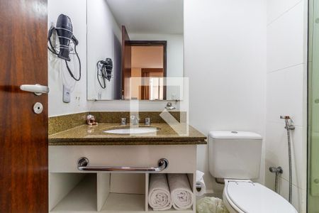 Studio para alugar com 35m², 1 quarto e 1 vaga Studio para alugar com 35m², 1 quarto e 1 vagaBanheiro