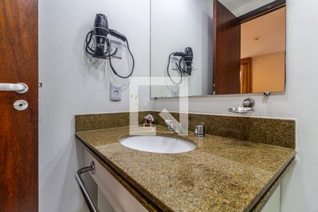 Studio para alugar com 35m², 1 quarto e 1 vaga Studio para alugar com 35m², 1 quarto e 1 vagaBanheiro