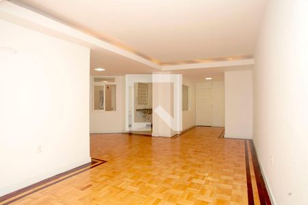 Sala de Estar de apartamento à venda com 3 quartos, 121m² em Santana, Porto Alegre