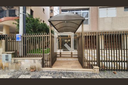 Apartamento para alugar com 166m², 4 quartos e 1 vagaFachada