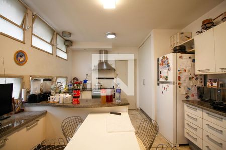 Apartamento à venda com 190m², 2 quartos e 2 vagasCozinha