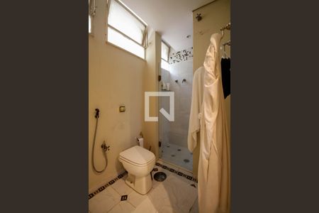 Apartamento à venda com 190m², 2 quartos e 2 vagasBanheiro da Suíte