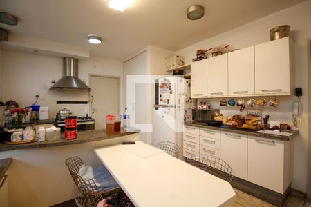 Apartamento à venda com 190m², 2 quartos e 2 vagasCozinha