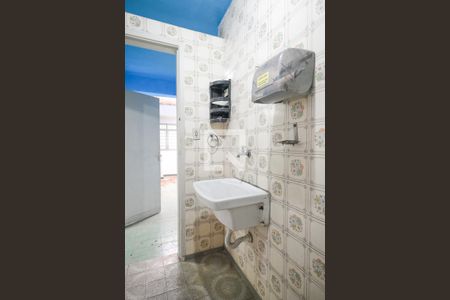 Casa à venda com 311m², 3 quartos e 5 vagasBanheiro de Serviço