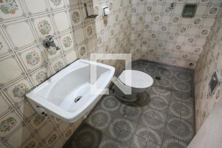 Casa à venda com 311m², 3 quartos e 5 vagasBanheiro de Serviço
