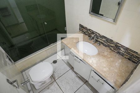 Casa à venda com 311m², 3 quartos e 5 vagasBanheiro