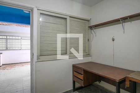 Casa à venda com 311m², 3 quartos e 5 vagasQuarto de Serviço