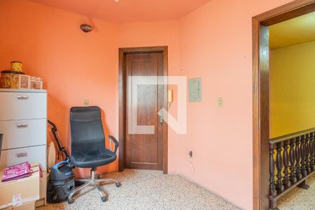 Casa à venda com 249m², 5 quartos e 3 vagasCorredor