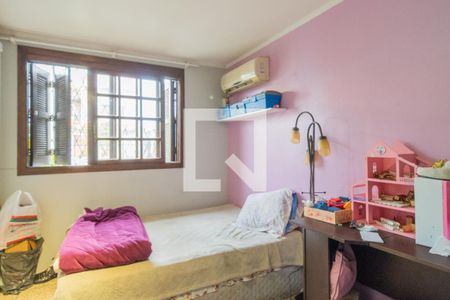 Casa à venda com 249m², 5 quartos e 3 vagasQuarto 4