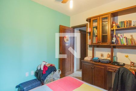 Casa à venda com 249m², 5 quartos e 3 vagasQuarto 2