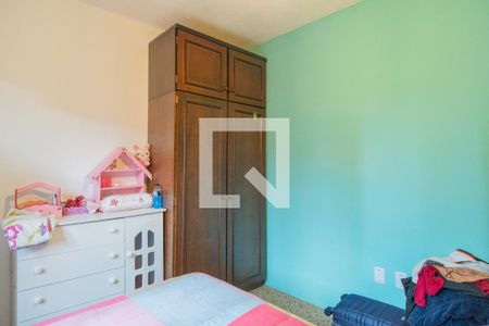 Casa à venda com 249m², 5 quartos e 3 vagasQuarto 2