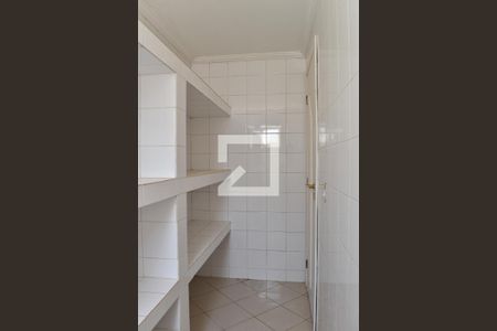 Casa para alugar com 200m², 3 quartos e 2 vagasDespensa
