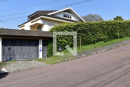 Casa para alugar com 200m², 3 quartos e 2 vagasFachada