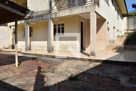 Casa para alugar com 200m², 3 quartos e 2 vagasQuintal