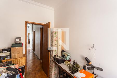 Casa à venda com 360m², 4 quartos e 2 vagas Casa à venda com 360m², 4 quartos e 2 vagasQuarto 1