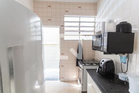 Casa à venda com 360m², 4 quartos e 2 vagas Casa à venda com 360m², 4 quartos e 2 vagasCozinha