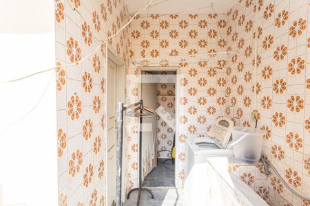 Casa à venda com 360m², 4 quartos e 2 vagas Casa à venda com 360m², 4 quartos e 2 vagasÁrea de Serviço