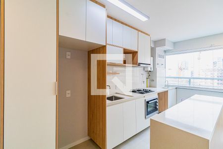 Cozinha de apartamento para alugar com 2 quartos, 45m² em Butantã, São Paulo