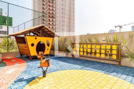Apartamento para alugar com 45m², 2 quartos e 1 vaga Apartamento para alugar com 45m², 2 quartos e 1 vagaÁrea comum - Playground
