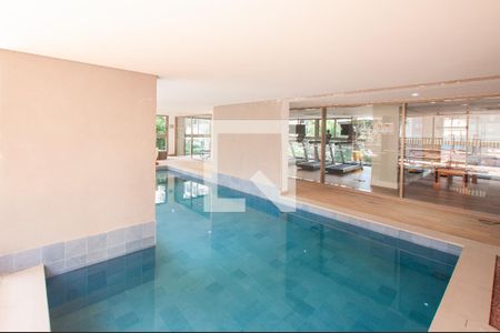 Studio para alugar com 25m², 1 quarto e sem vaga Studio para alugar com 25m², 1 quarto e sem vagaÁrea comum - Piscina