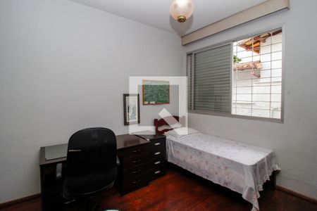 Casa à venda com 256m², 3 quartos e 2 vagasQTO 3