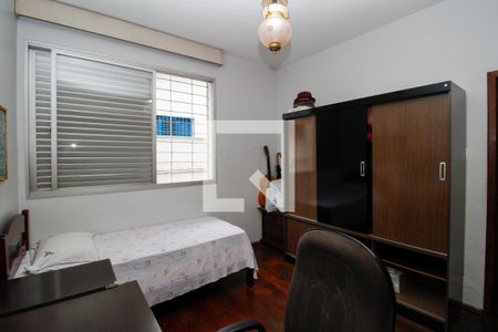 Casa à venda com 256m², 3 quartos e 2 vagasQTO 3