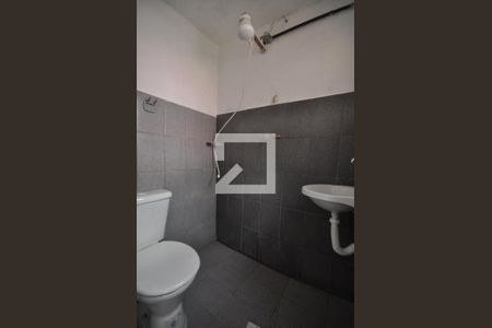 Banheiro de casa para alugar com 1 quarto, 30m² em Jardim Brasil (zona Norte), São Paulo