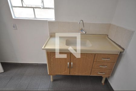 Cozinha de casa para alugar com 1 quarto, 30m² em Jardim Brasil (zona Norte), São Paulo