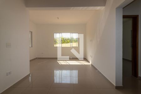 Sala de apartamento para alugar com 2 quartos, 72m² em Maria Auxiliadora, Embu das Artes