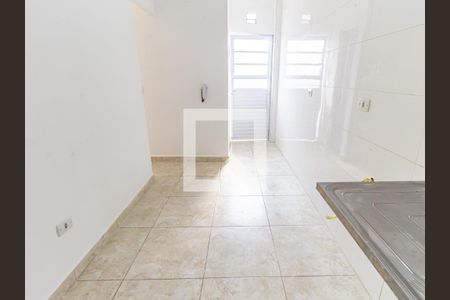 Cozinha de casa para alugar com 1 quarto, 35m² em Água Rasa, São Paulo