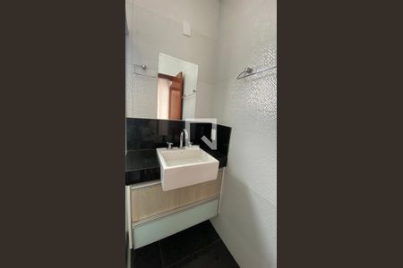 Apartamento à venda com 220m², 3 quartos e 2 vagasBanheiro Social