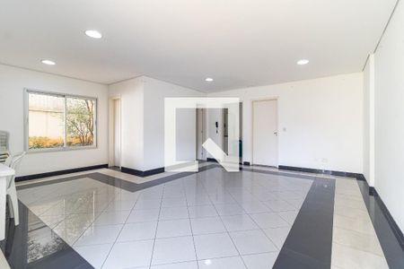 Apartamento à venda com 76m², 2 quartos e 1 vaga Apartamento à venda com 76m², 2 quartos e 1 vagaÁrea comum - Salão de festas