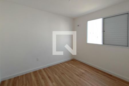 Sala de apartamento para alugar com 2 quartos, 41m² em Jardim Esmeraldina, Campinas