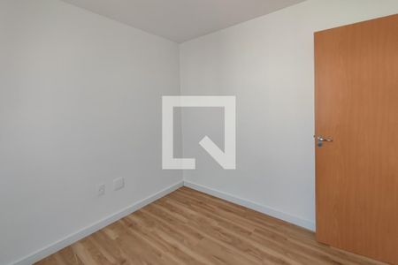Quarto 2 de apartamento para alugar com 2 quartos, 41m² em Jardim Esmeraldina, Campinas