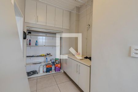 Apartamento à venda com 328m², 4 quartos e sem vagaÁrea de Serviço