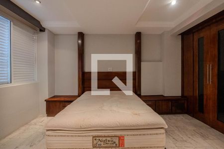 Apartamento à venda com 328m², 4 quartos e sem vagaSuíte 2