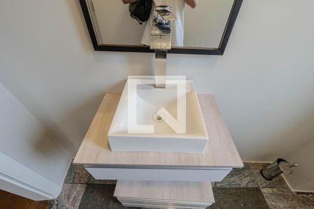 Apartamento à venda com 328m², 4 quartos e sem vagaLavabo