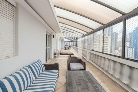 Apartamento à venda com 328m², 4 quartos e sem vagaSacada