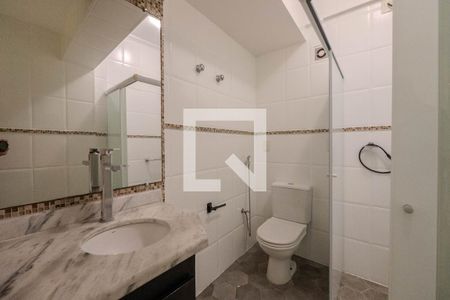 Apartamento à venda com 328m², 4 quartos e sem vagaBanheiro da Suíte 2