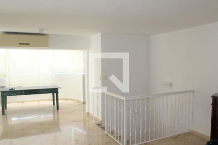 Apartamento à venda com 288m², 4 quartos e 4 vagasÁrea comum