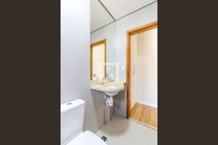 Casa à venda com 155m², 3 quartos e 2 vagasBanheiro da Suíte