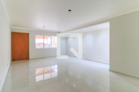 Sala de casa à venda com 3 quartos, 155m² em Vila Elvira, São Paulo